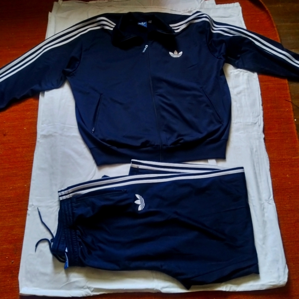 ADIDAS MENS TWO PIECE JOGGING SUIT